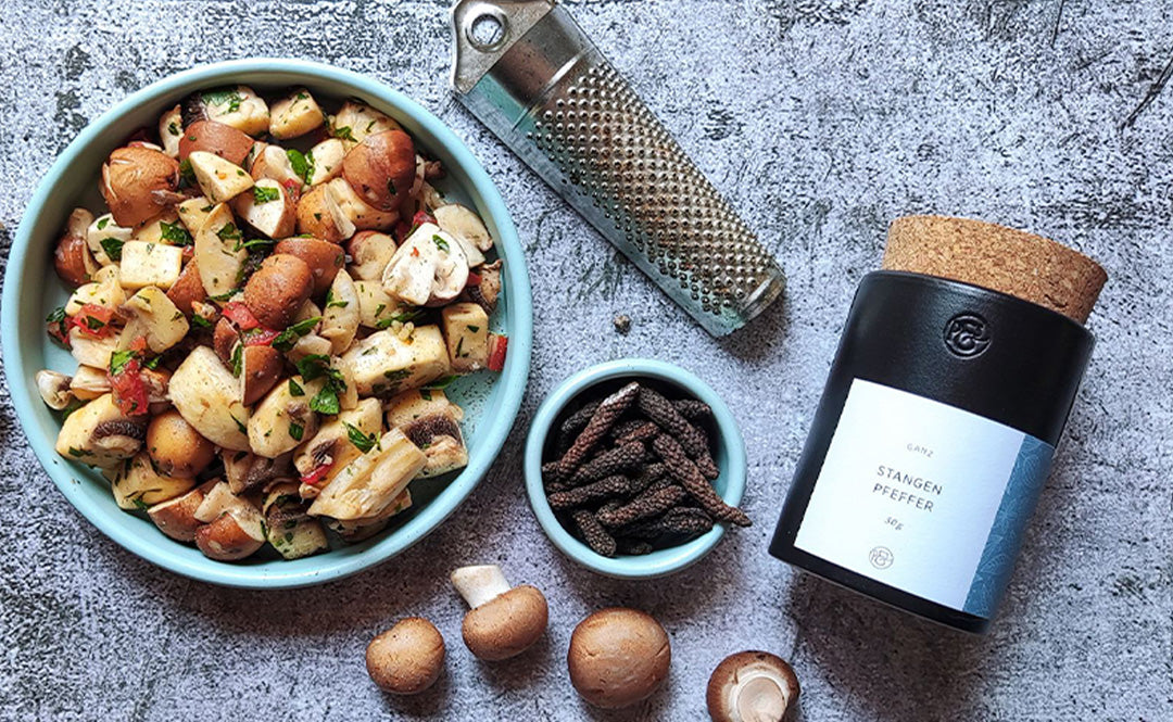 Champignon-Salat mit Stangenpfeffer