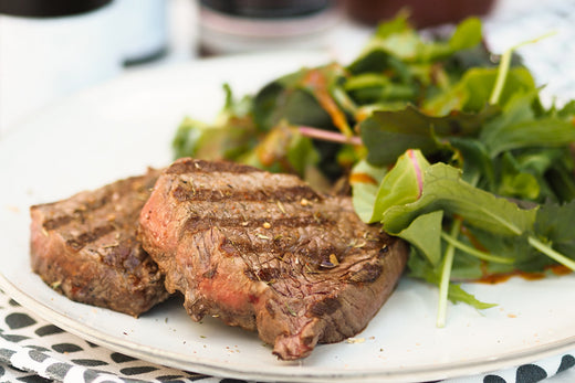 Würziges Steak & knackiger Salat