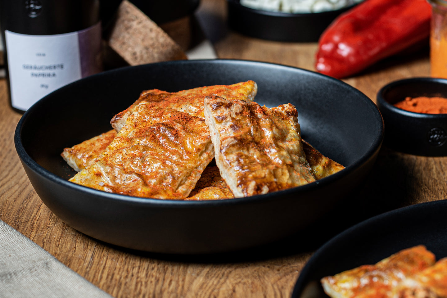 Herzhafte Blätterteigtaschen mit Geräucherter Paprika
