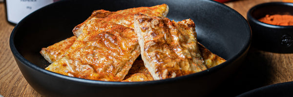 Herzhafte Blätterteigtaschen mit Geräucherter Paprika