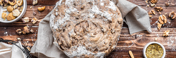 Walnuss-Kastanien Brot mit Brotgewürz