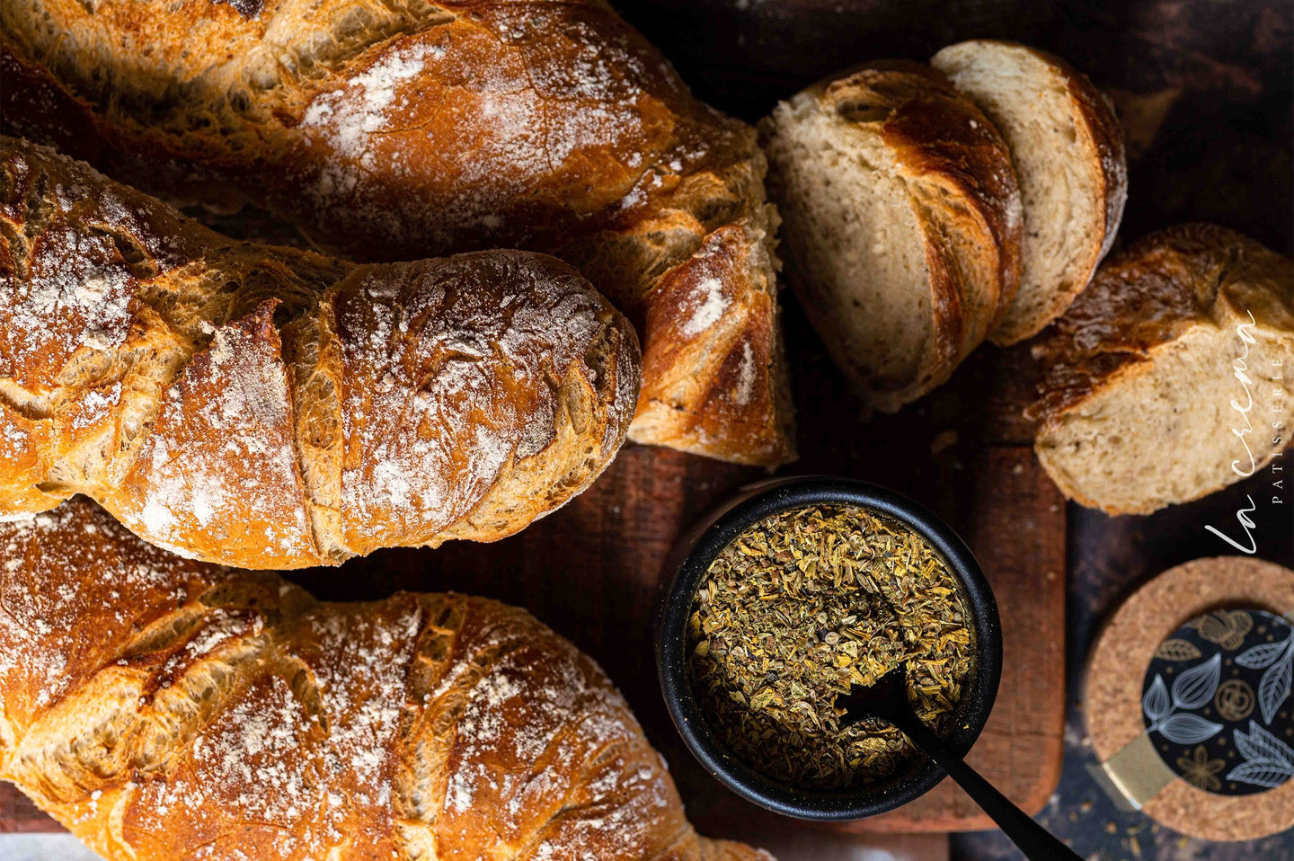 Knuspriges Wurzelbrot mit dem Brotgewürz